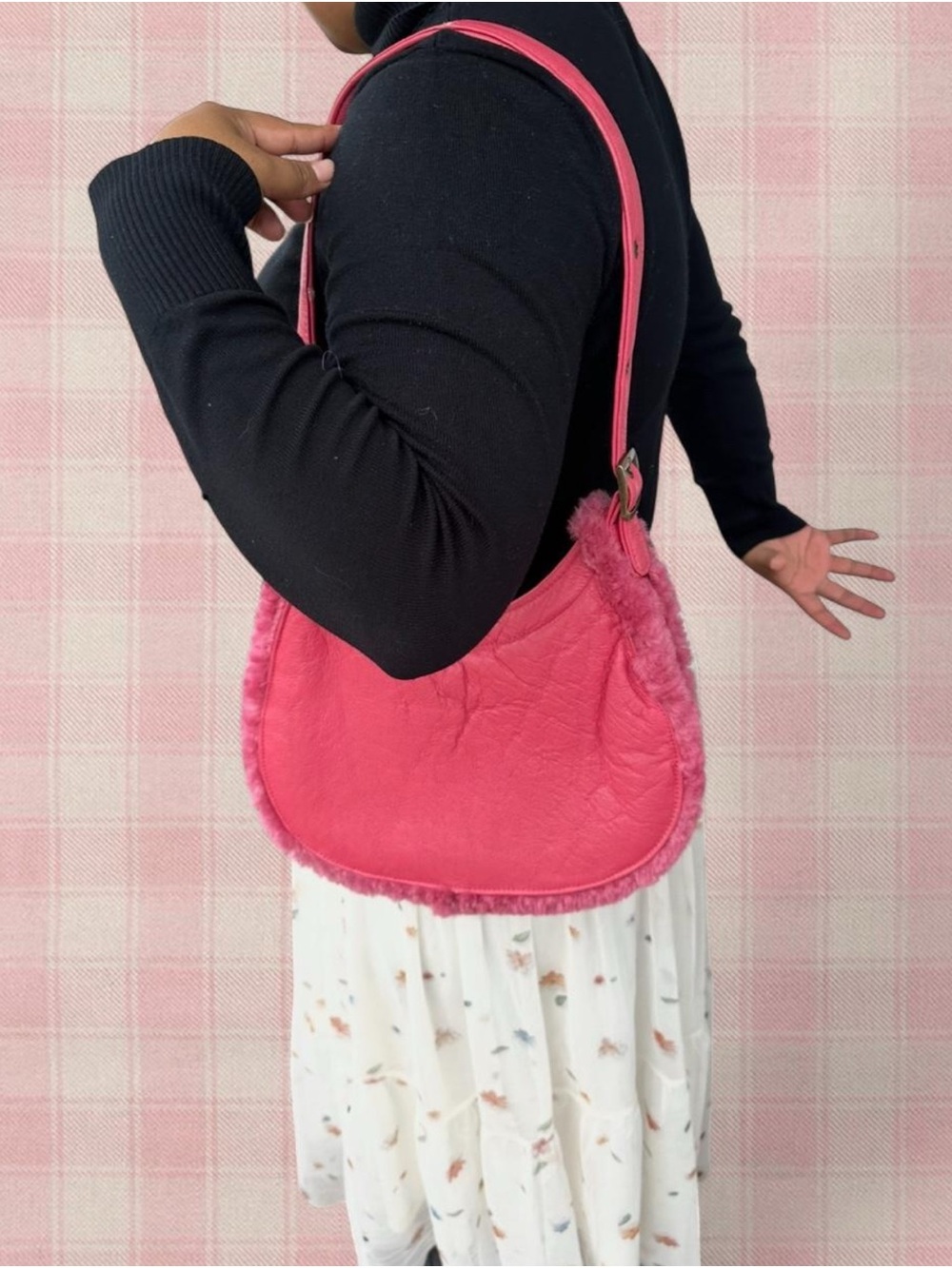 Pink Faux Fur Trim Shoulder Bag - Women